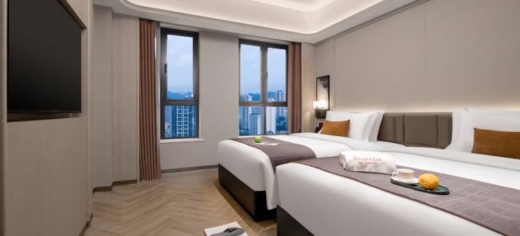 长沙岳麓华美达酒店(洋湖湿地地铁站店)图片