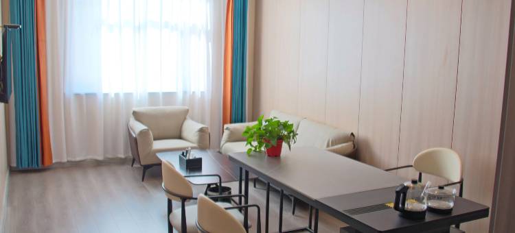 龙顶大酒店(酒泉火车南站春光市场店)图片