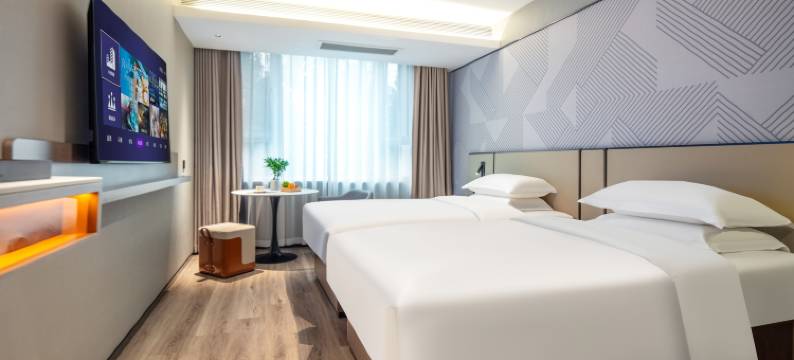 柏曼酒店(济南长清区政府高铁站店)图片