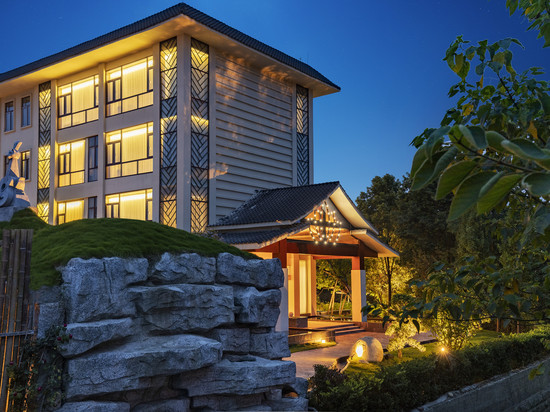 流弦半岛·GUITAR酒店(好惠捷吉他博物馆店)