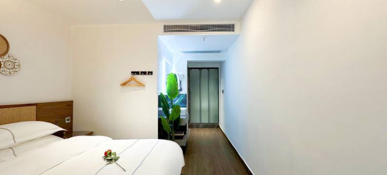 江韵小筑江景民宿(凤凰古城景区南华桥店)图片