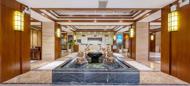 滨港国际大酒店(西双版纳泼水广场店)图片