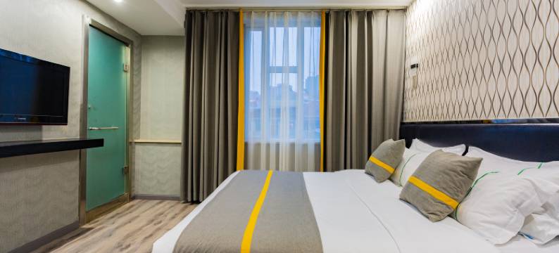 轻住联盟·博涛大酒店(武汉九全嘉国际广场江夏一中店)图片