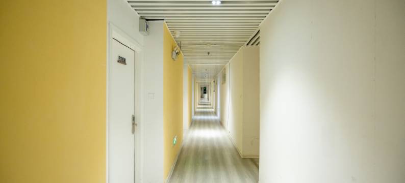 安巢酒店(上海定边路地铁站店)图片