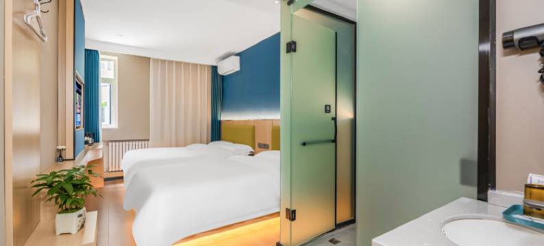 艺朵酒店(西安西京医院通化门地铁站店)图片