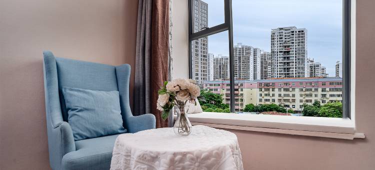 明月湖酒店(百色高铁站百色市中级人民法院店)图片