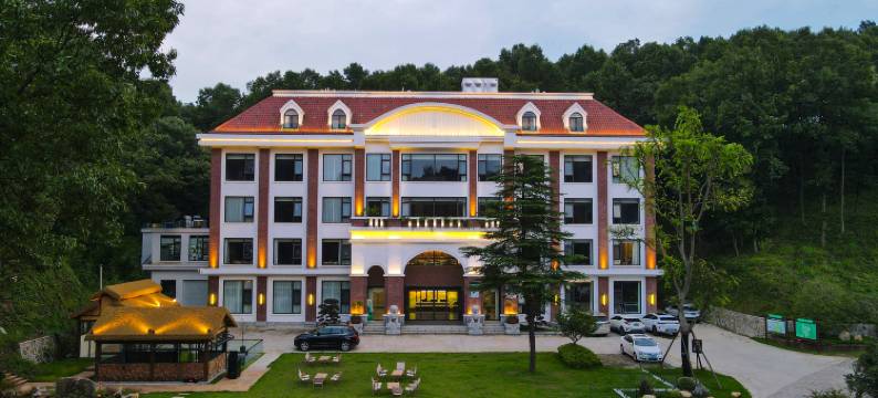 信阳中州悦隐·南湖山居酒店(南湾湖店)图片