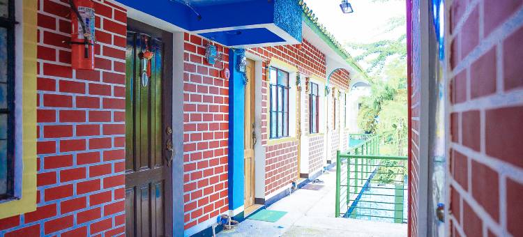 Dmi Hotels and Apartments, Tabaco City Albay by RedDoorz图片