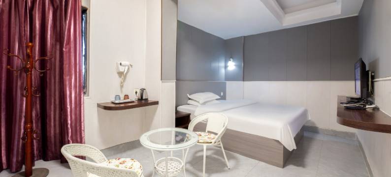 湛江瀚轩商务酒店(422医院海滨船厂店)图片