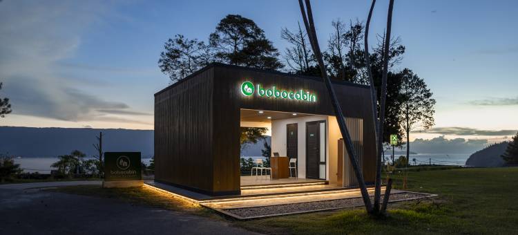 Bobocabin Patra Parapat, Toba图片