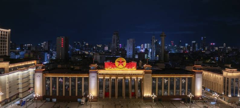 南昌八一广场漫云假日酒店(南昌火车站西广场店)图片