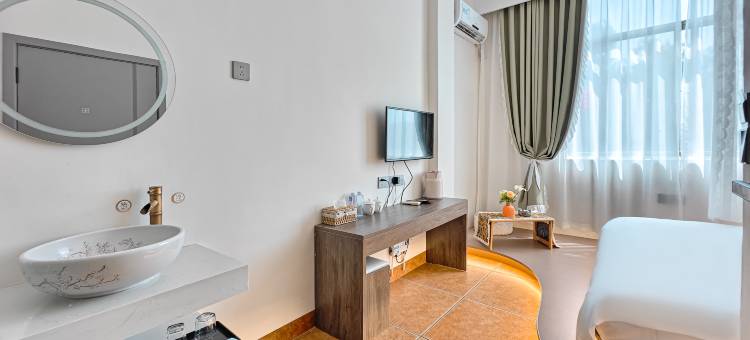 琉璃居民宿(侨港风情街店)图片