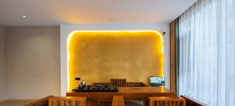 云上·凡尘观景客栈(虎跳峡镇店)图片