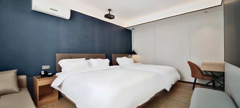 越家·苏圃酒店(南昌八一广场万寿宫店)图片