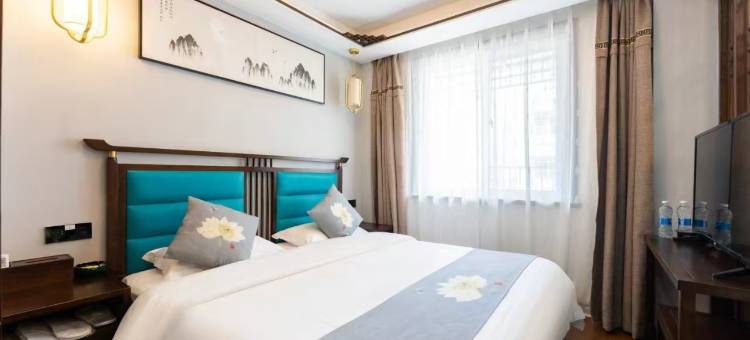 普陀山六和居民宿(普济寺店)图片