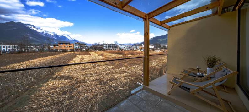 丽江玉龙Star dwelling·尘星·田野雪山观景民宿(白沙古镇店)图片
