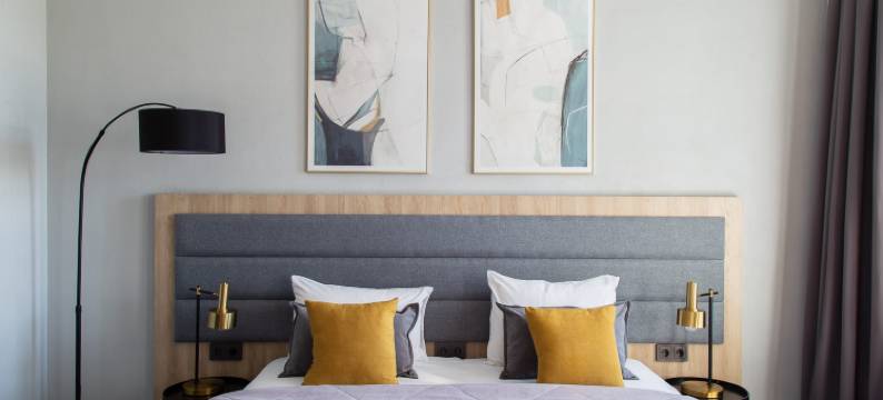 洛帕廷涅夫斯基100酒店(Lopatin Nevsky 100 Hotel)图片