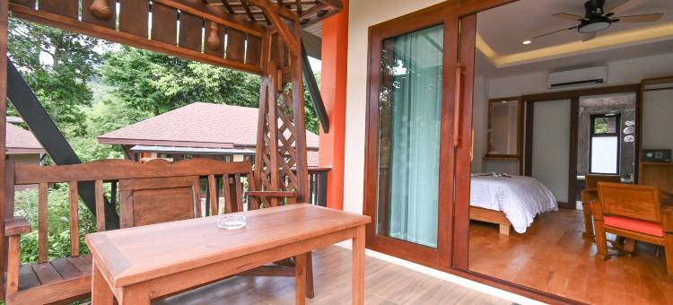 卡萨德·塔拉 苏梅(Cascade Tara)图片