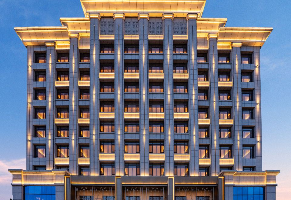 鄯善美居酒店外景图