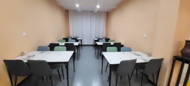 红城·蔚蓝酒店(四姑娘山景区店)图片