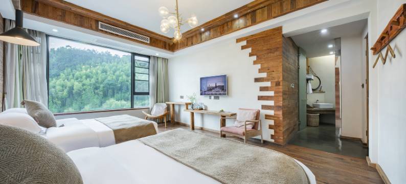 阅山云上.270°山景溯溪Villa度假美宿(安吉云上草原游客中心店)图片