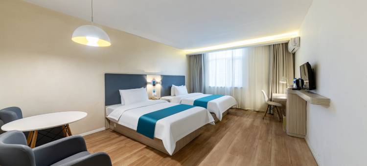 玉峰酒店(包头东站东河机场店)图片