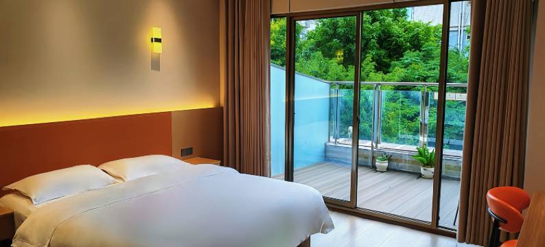 米易宏坤商务酒店图片