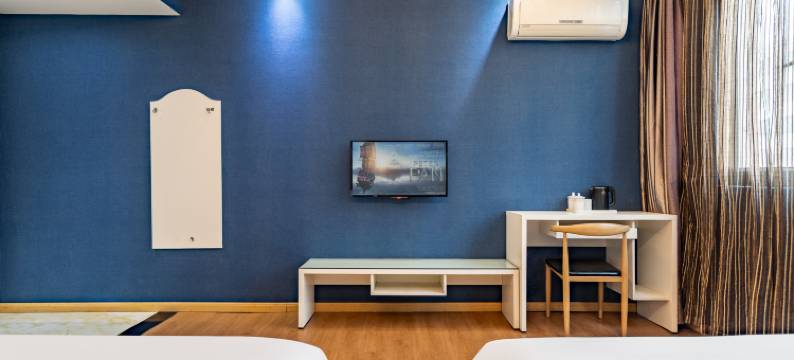 旺角酒店(镇雄妇女儿童医院店)图片