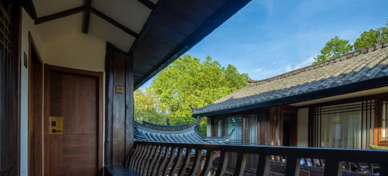 凡舍·望城见山•侘寂风•古城观景美宿(丽江古城南门店)图片