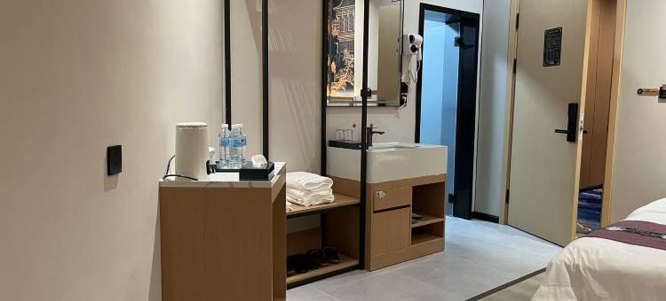 镇康华盛商务宾馆图片