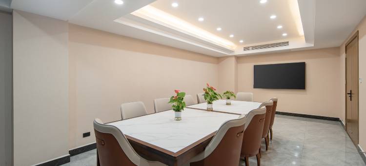 希悦酒店(十堰高铁万达广场店)图片