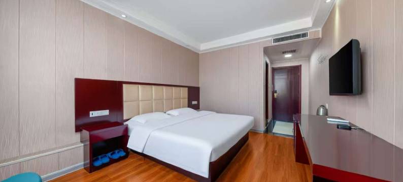 金瀚庭精品酒店(信阳火车站天润广场店)图片