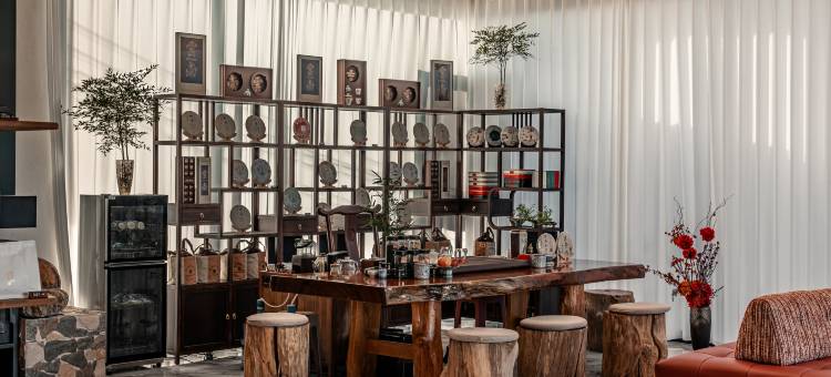 丽江玉雪逸境雪山观景度假酒店丨日照金山全景度假(白沙古镇店)图片