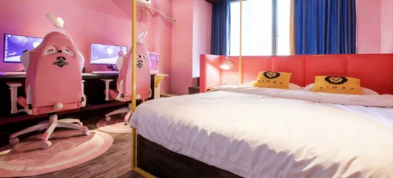 辛巴电竞酒店(郑州黄河科技学院店)图片