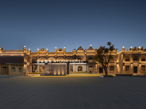 忻州古城酒吧街亚朵酒店