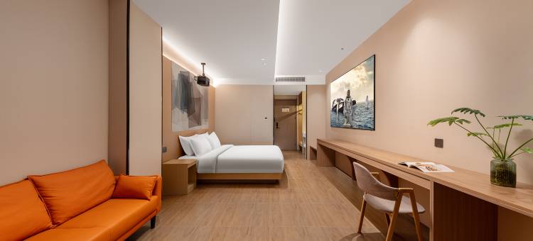 轻鯊酒店(镇江红豆广场江苏大学店)图片