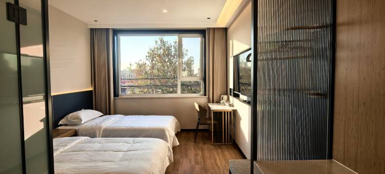 蔚寰云境智能酒店图片