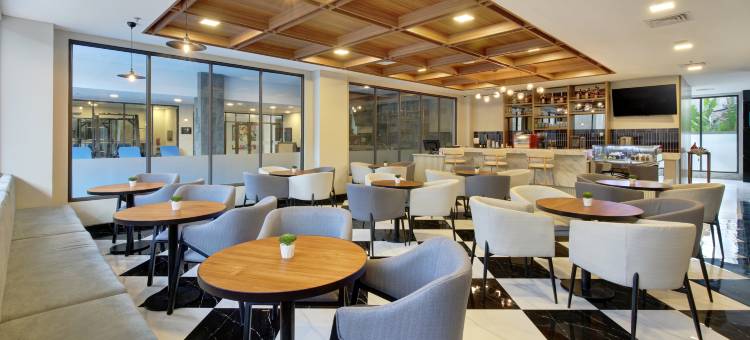 阿斯顿帕卢酒店及会议中心(Aston Palu Hotel & Conference Center)图片