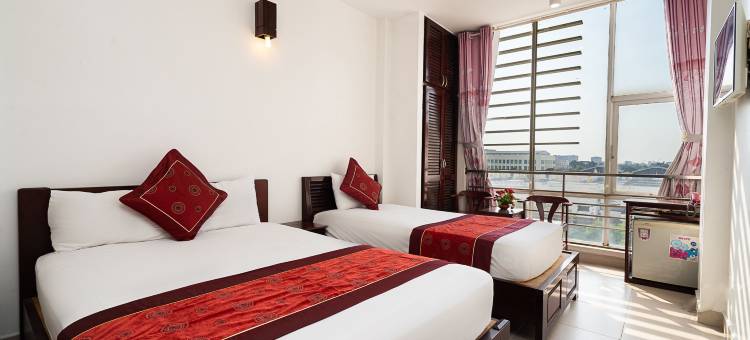 丁定酒店 - 近新山一机场(Collection O Dinh Dinh Hotel - Near Tan Son Nhat Airport)图片