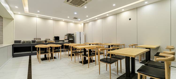 礼白酒店(内江店)图片