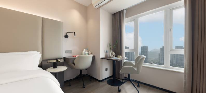 如家UP华驿精选酒店(重庆大学城微电园地铁站店)图片