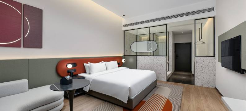 南昌NGNG酒店(红谷滩万达广场卫东地铁站店)图片