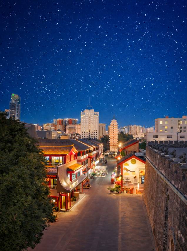 昆明南屏步行街金马碧鸡坊一方居设计师别院图片