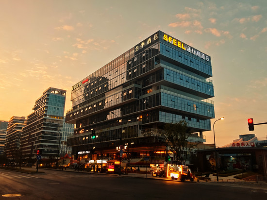 SFEEL设计师酒店(合肥奥体中心万象城店)
