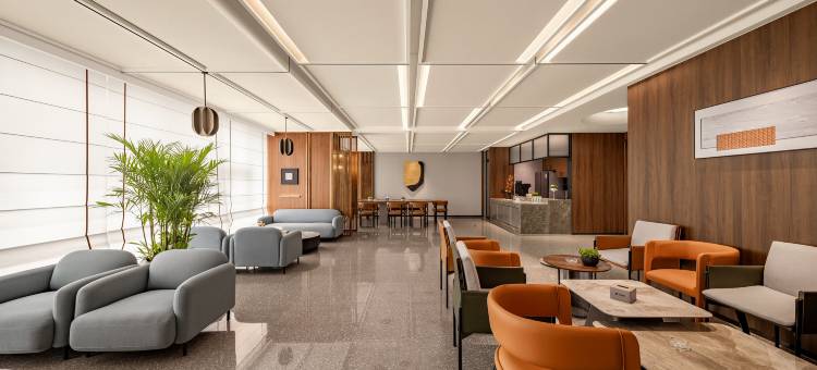 长沙延年世纪酒店(国防科技大学四方坪双拥地铁站店)图片
