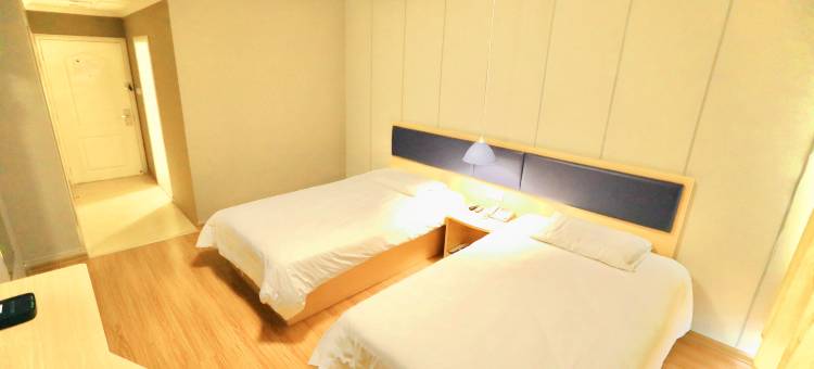 如家华驿酒店(青岛城阳汽车北站地铁站店)图片