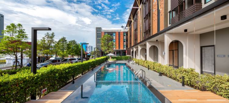 罗勇普拉伊普拉斯酒店(PLAAI Plus Hotel Rayong)图片