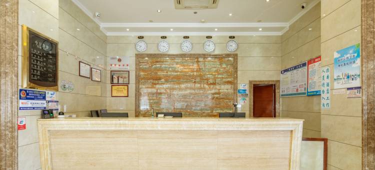 云泰商务酒店(昆明新螺蛳湾国际商贸城店)图片