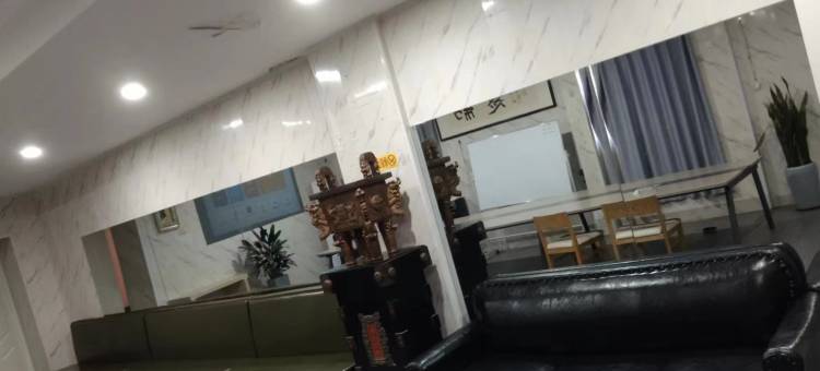 沃德阿拉丁酒店(济宁火车站店)图片