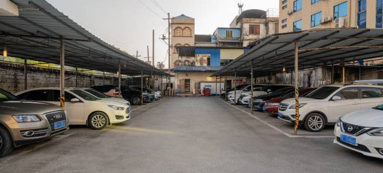 凭祥国泰大酒店(凭详汽车客运站祥和广场店)图片